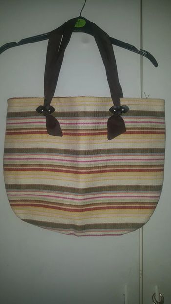 Sac en paille synthétique