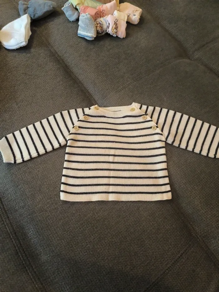 Pull 6 mois