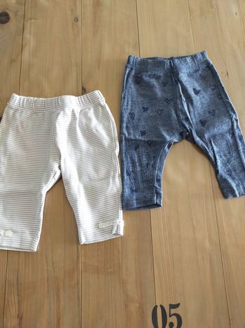 Deux legging 3/6 mois