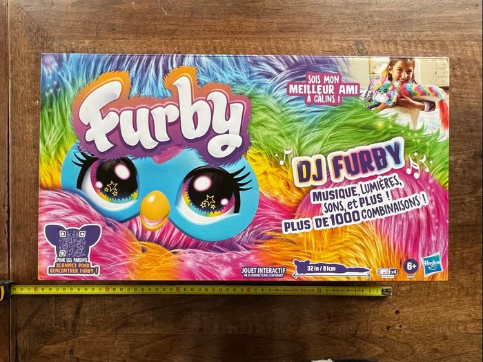 Furby DJ rainbow Peluche interactive Hasbro Dj Furby Rainbow - photo numéro 2