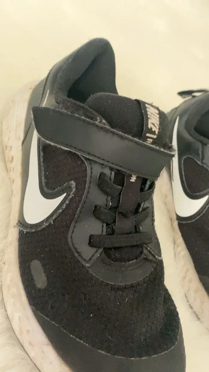 Chaussures Nike pour garçons - photo numéro 2