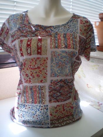 maillot extensible t 42 , neuf