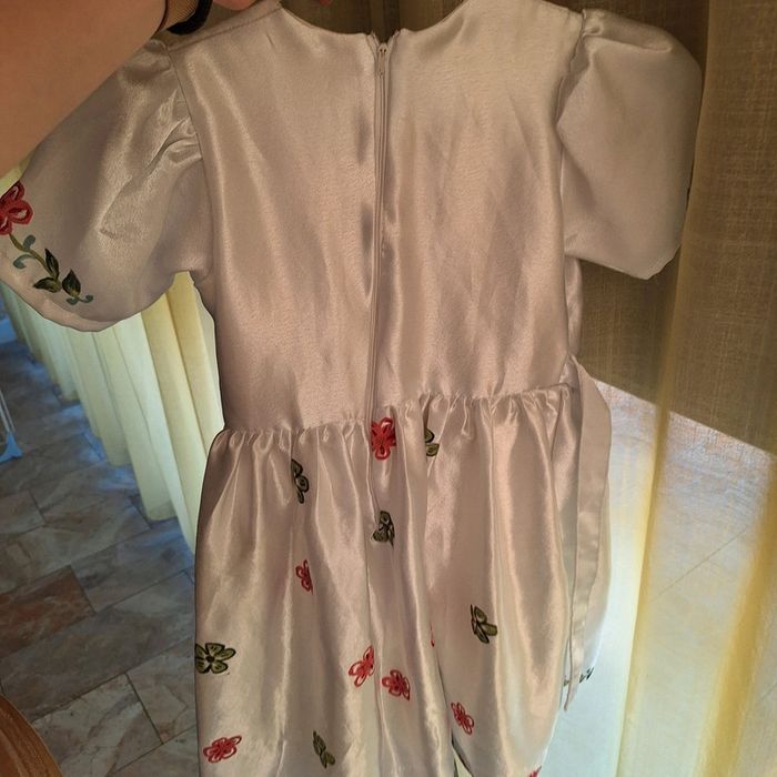Robe 5 6 ans - photo numéro 6