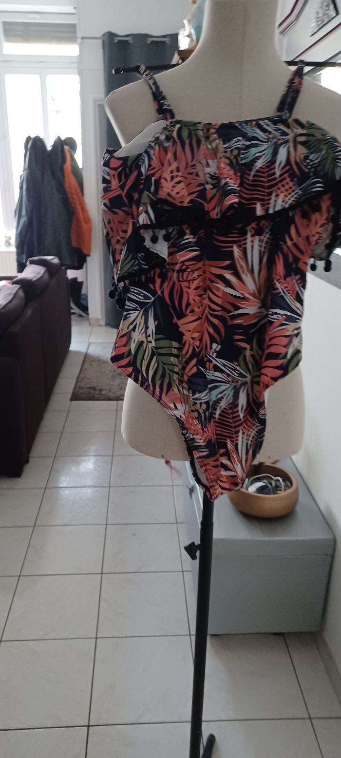 Très joli maillot de bain une pièce femme - photo numéro 7