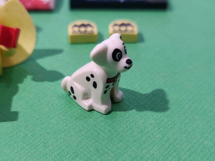 Minifig Lego 101 Dalmatiens - Cruella D'Enfer - Disney 100 ans - Parfait État - avec sachet - Lego Original - photo numéro 7