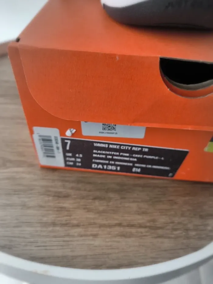 Basket de sport taille 38 neuve - photo numéro 5