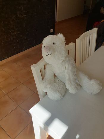 Peluche ours blanc