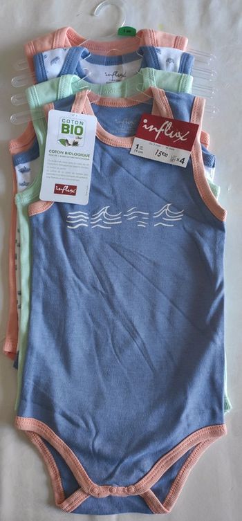 Lot 4 bodies sans manches 12 mois coton biologique