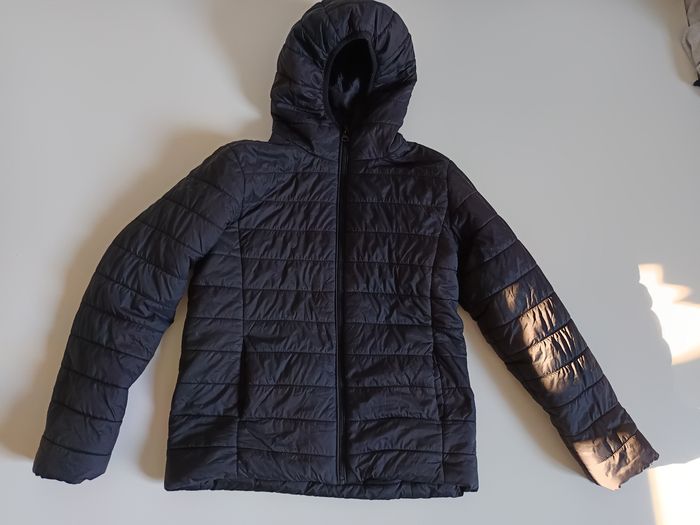 Manteau noir mi saison avec capuche 12 ans