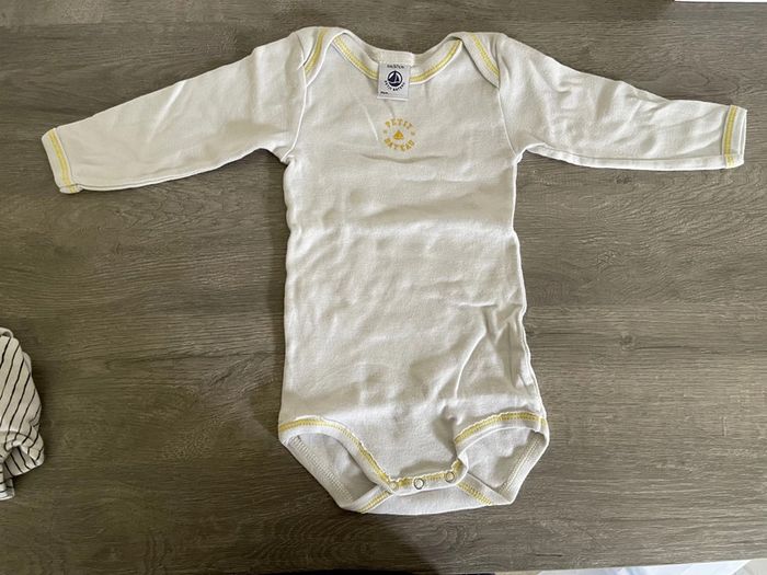 Lot de 5 bodies - photo numéro 2