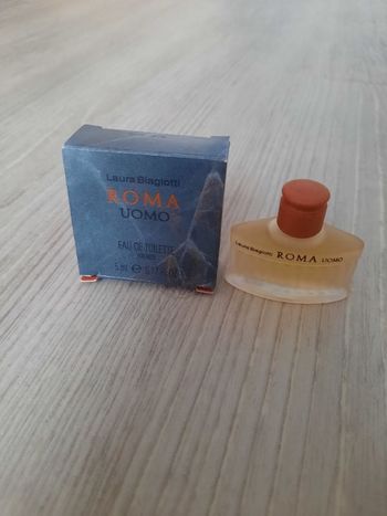 Miniature parfum Laura Biagiotti
