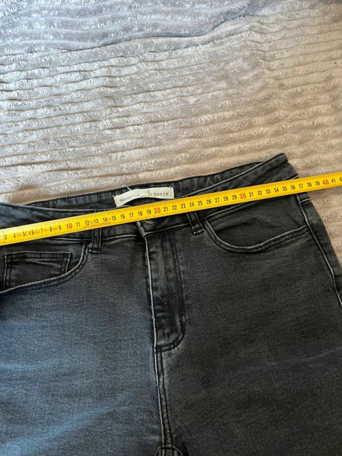 Jean noir Monoprix taille 38 – coupe droite, effet délavé - photo numéro 7