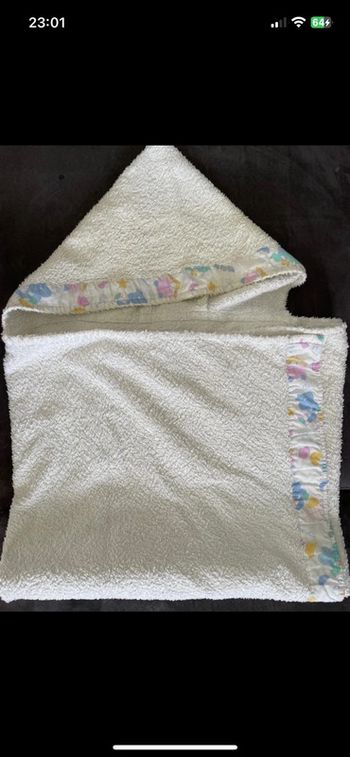 Cape de bain pour bébé