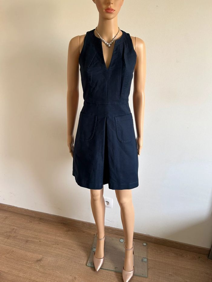 Robe bleue marine sans manches Kookai taille 36 TBE - photo numéro 3