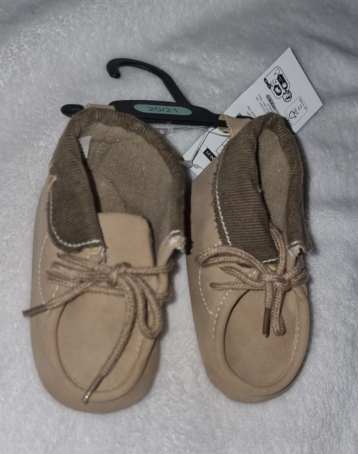 Chaussures souples bébé taille 20/21