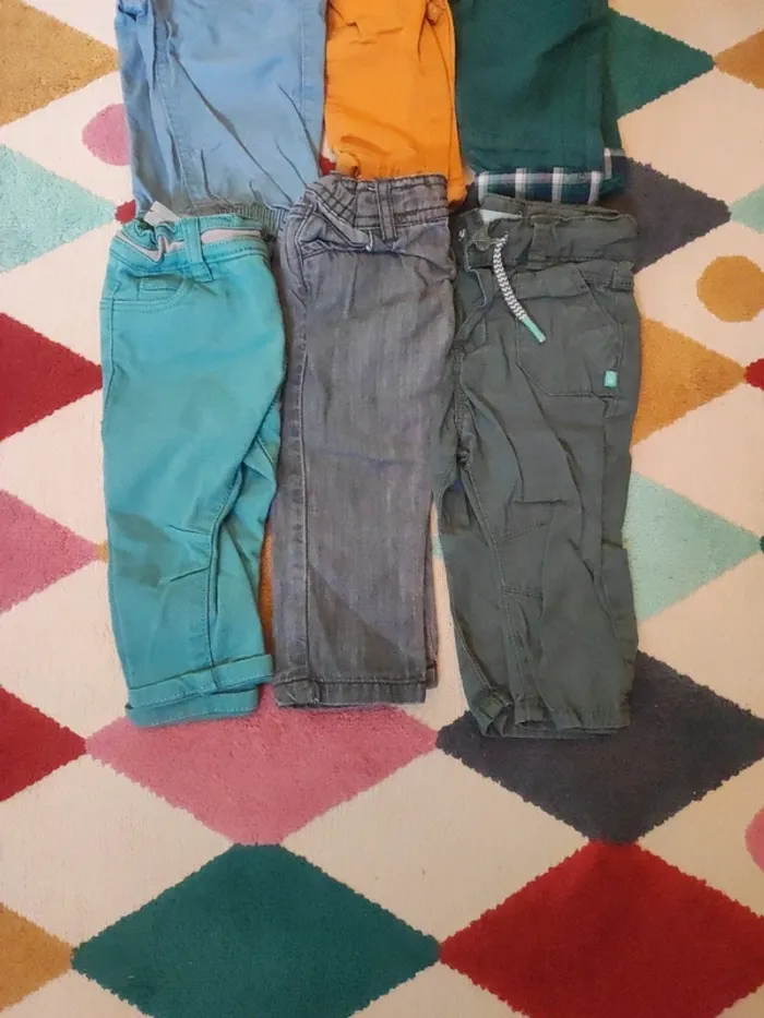 Pantalons 6 mois - photo numéro 3