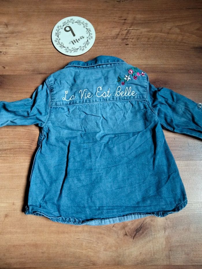 Jolie chemise en jean brodé - photo numéro 4