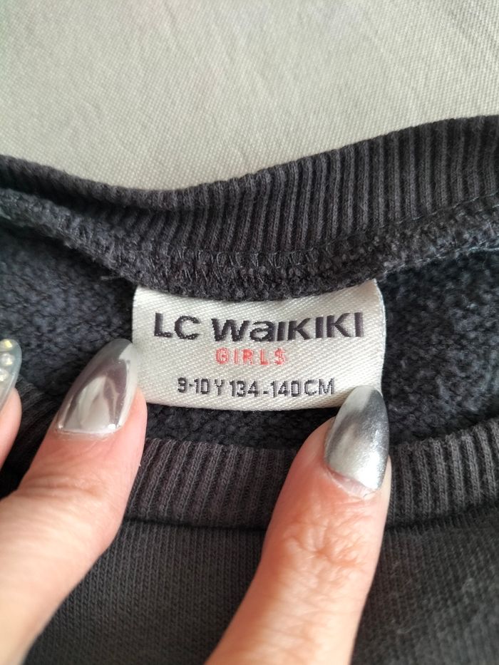 🖤 Sweat lapin duveteux noir - 9/10 ans (134-140cm) - LC Waikiki - Très bon état 🖤 - photo numéro 4