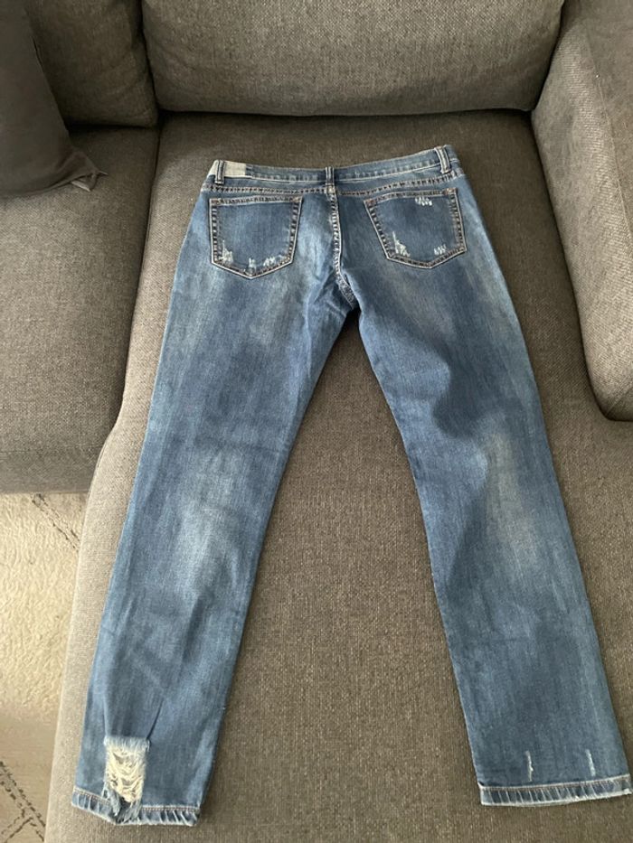 Jeans troué taille basse - photo numéro 4
