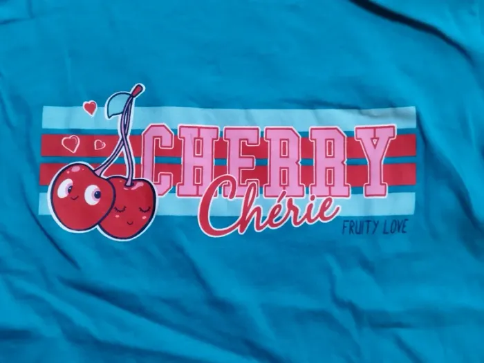Tee-shirt cerises - photo numéro 2