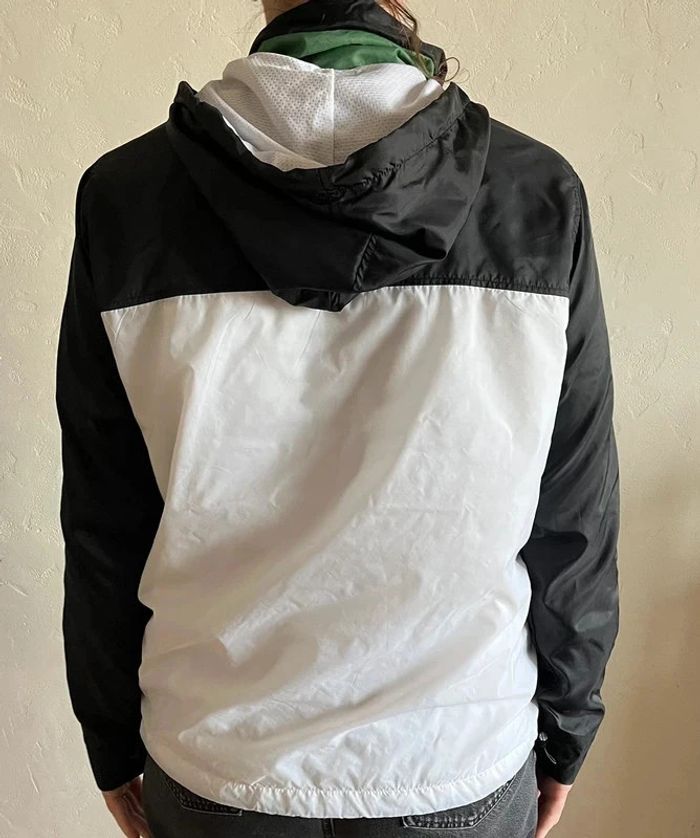 Coupe-vent à capuche Wrung taille M #EmmaLilleM38 - photo numéro 2