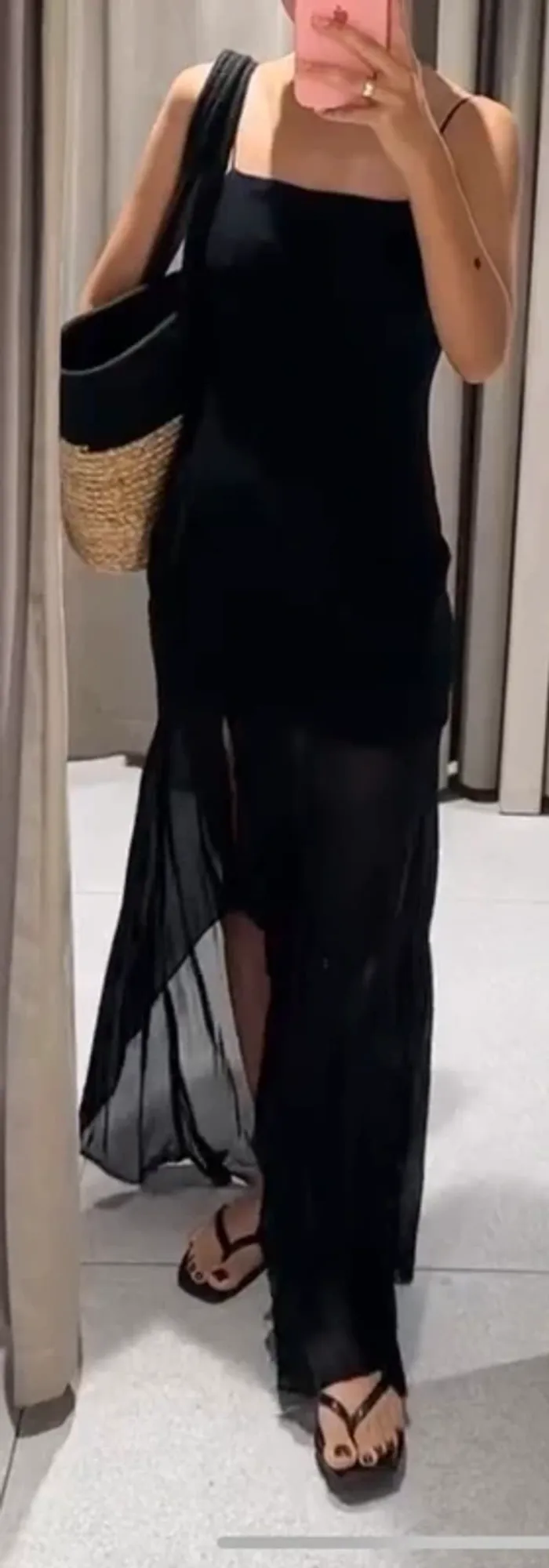 Belle robe noire, longue taille XL, Zara