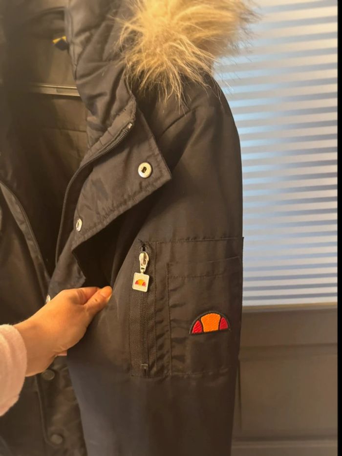 Parka Ellesse taille S neuf - photo numéro 2
