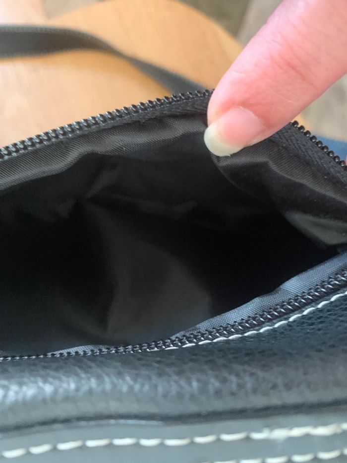 Sac à main noir très bon état - photo numéro 8