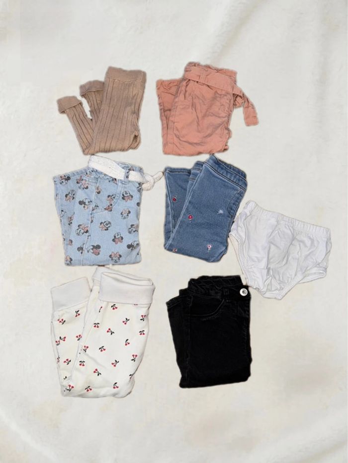 đLot de 6 pantalons bĂ©bĂ© fille taille 12 moisđ