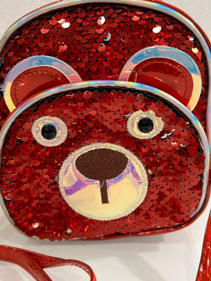 Sac à dos bandoulière ours rouge et sequins argent - photo numéro 2