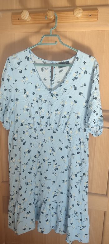 Robe bleue a fleurs, c&a