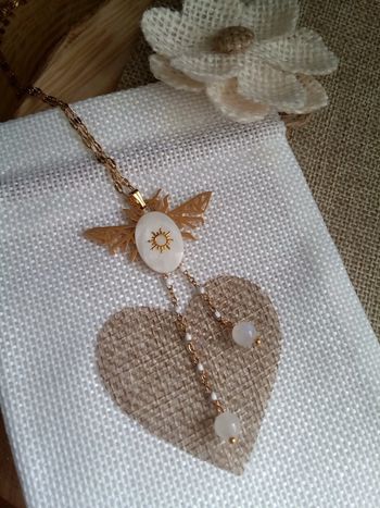Collier papillon n'a'c'r'e et pierre de lune