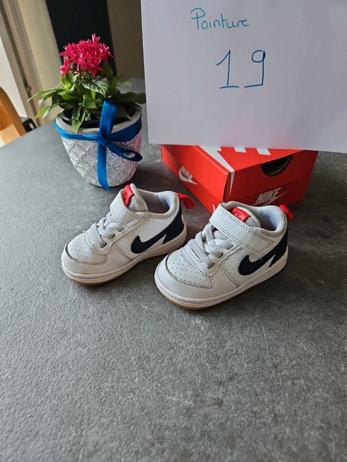 Nike Taille 19.5 - photo numéro 2