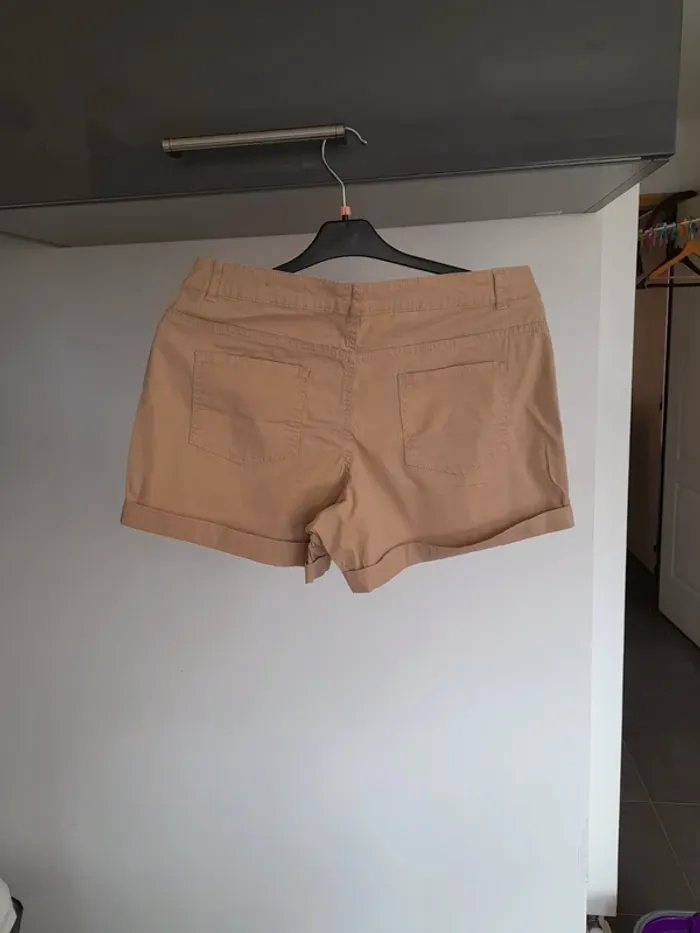 Short taille 42. In extenso - photo numéro 4