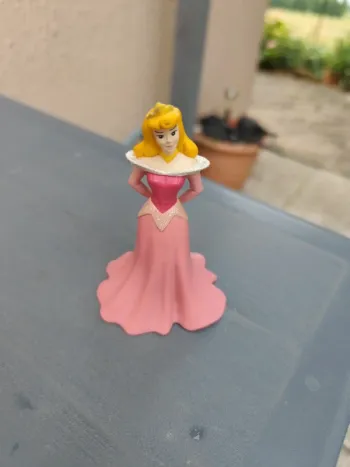 Figurine La belle au bois dormant