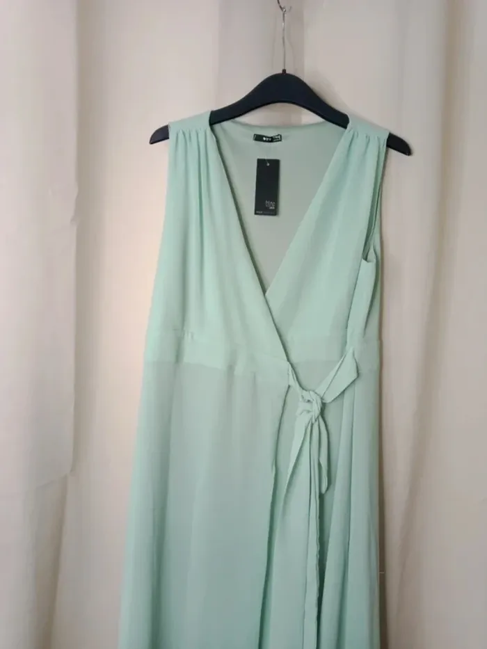 Robe tfnc - photo numéro 3