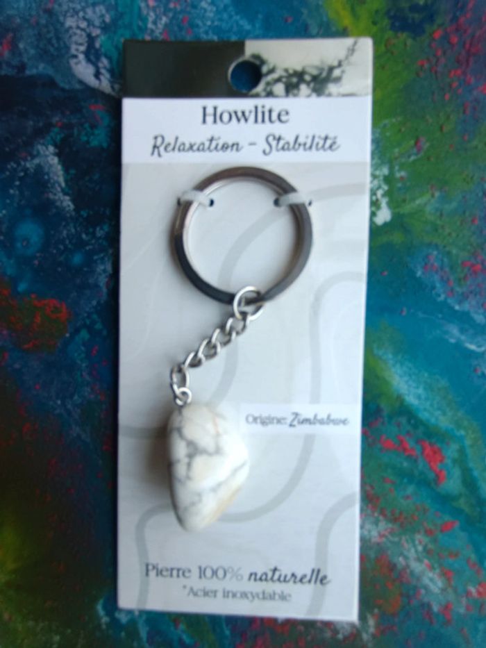 Pierre naturelle Origine Zimbabwe Howlite blanc