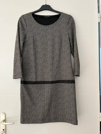 Robe à motifs la fée maraboutée taille  36 S