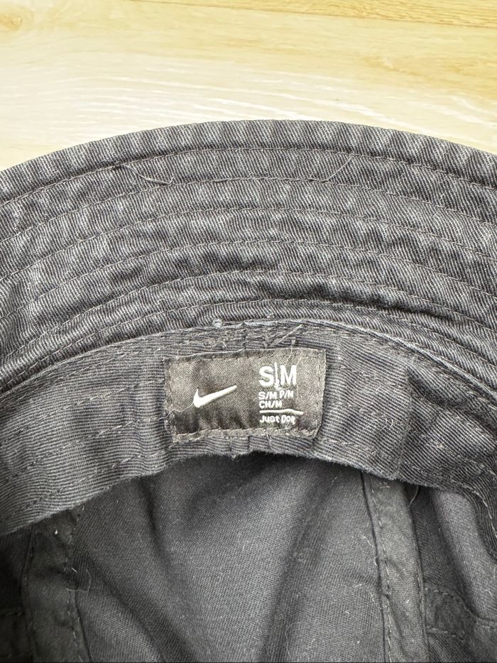 Bob Nike Futura noir - Taille S/M - photo numéro 4