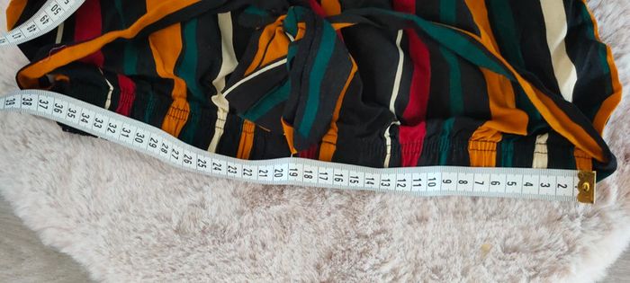 Pantalon léger neuf - photo numéro 4