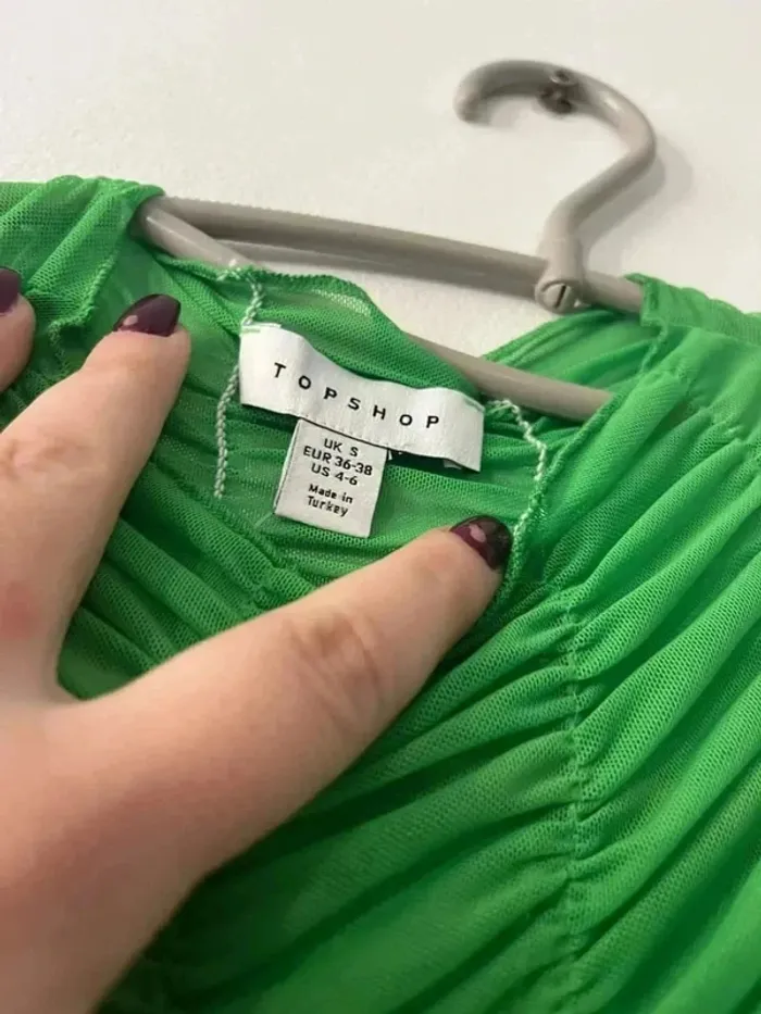 💚 Robe verte ruchée – Taille S - photo numéro 3