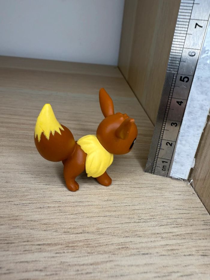 Figurine evoli Pokémon - photo numéro 3