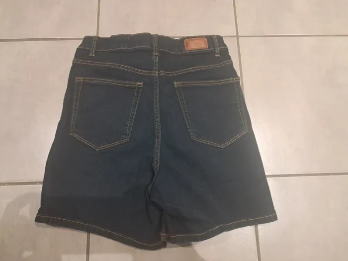 Short slim kiabi taille 36 neuf - photo numéro 4