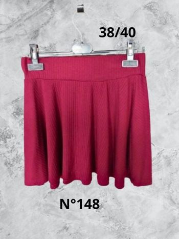 N°148 Jupe patineuse bordeaux T38/40. Jennyfer.