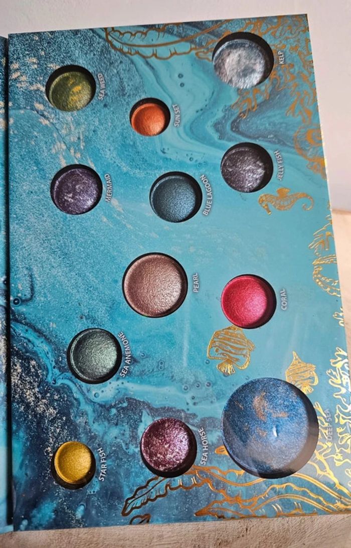Palette Fards à Paupières Fab Factory 🪐 - photo numéro 2