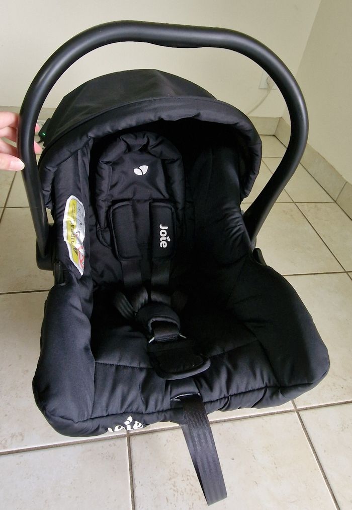 Poussette joie avec cosy - photo numéro 7