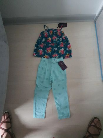 Ensemble Sergent Major taille 2 ans pantalon et top neuf avec étiquettes