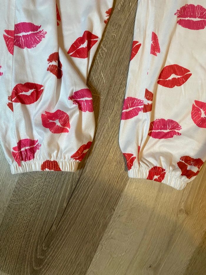 pantalon de pyjama large. À dessins bisous rouge et rose. - photo numéro 6