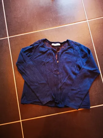 Gilet avec dentelle
