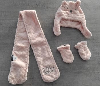 Echarpe, bonnet et gants